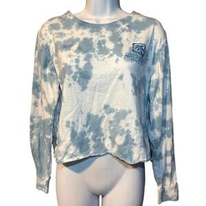 ♥️= 3/$15 Bundle U.S. Apparel Tie Dye Blue and White M Long Sleeve Crop Shirt